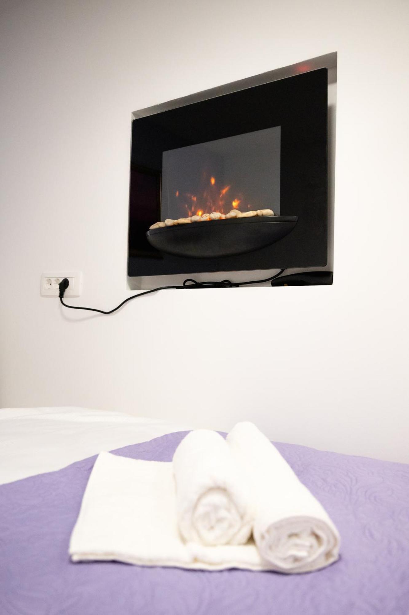 Lev Apartments Izola Oda fotoğraf